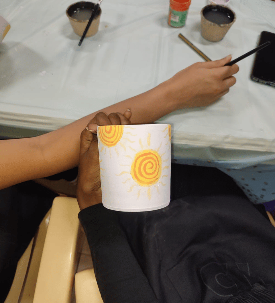 Painting and glazing pottery classes